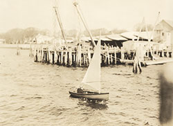 Herreshoff #192802es [Dinghy for #384p Shuttle]