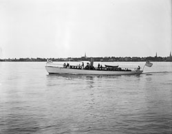 HMCo #206p Iona