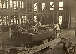 HMCo #297p [Crew Launch for St. Y. Wayfarer]