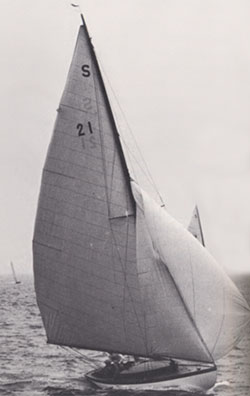 HMCo #1015s Rowena